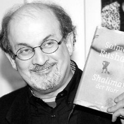 Salman Rushdie presenta una novela de lectura mltiple.