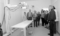 Al equipo convencional estrenado ayer, se suma la promesa de Soria de un tomgrafo computado para el hospital.