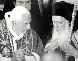 Benedicto XVI se reuni con el patriarca Bartolomeo I, principal autoridad de las iglesias griegas ortodoxas.