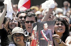 Los adherentes de Pinochet an reivindican el legado de su rgimen militar. 