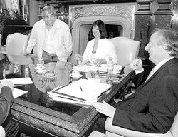 Kirchner se reunió con Miceli y el titular de la CGT, Hugo Moyano, antes de que se difundiera el aumento de las asignaciones.