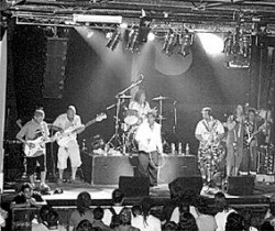 La Verde se form en Bariloche en 2001 y a lo largo de su carrera consigui posicionarse como una de las mejores bandas de reggae de la zona.