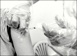 La vacunacin es gratuita, pero de todos modos hay temor a la inyeccin y muchos chicos no reciben su dosis.