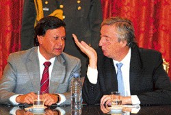 Kirchner recibió ayer al gobernador Angel Maza, un hombre formado con Carlos Menem y que ahora es "K". 