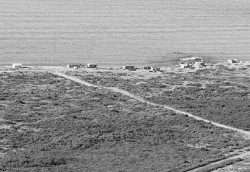 La franja de tierras costeras, ubicada más allá del cañadón de La Paloma y El Sótano, sigue en discusión en Las Grutas.