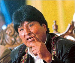 Evo Morales quiere competir de nuevo por la presidencia en el 2008 e iniciar un mandato 
