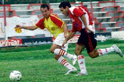 Matas Iturra es una de las cartas de gol de Independiente. Un duelo con mucho en juego.