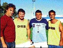 Nstor Craviotto, Roberto Pompei, Ricardo Pancaldo y Alfredo Cascini antes de la prctica de ayer. 