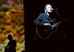 Unas 60.000 personas vibraron con Roger Waters en River el sbado a la noche.