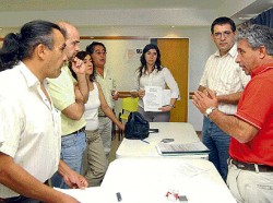 Contreras, dirigente de ATE, hizo la denuncia junto a delegados de Rentas.