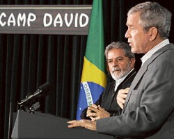 Lula es el segundo presidente latino en ser recibido por Bush en Camp David.
