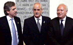 El jefe de Gabinete, Alberto Fernández, remarcó el "gran avance" que se ha tenido en las últimas negociaciones con Uruguay.