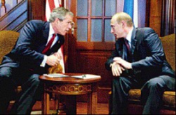 Bush y Putin se reunirán tras varios desacuerdos y una prueba misilística rusa. 