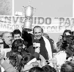 Cabrera y el momento más importante de su campaña deportiva. La gente de la provincia mediterránea le mostró un enorme afecto.