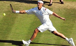 David tuvo buenos torneos en Wimbledon. En el 2002 perdi la final con Lleyton Hewitt.
