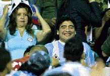 Sonriente y de buen humor, Maradona no falt en Maracaibo.