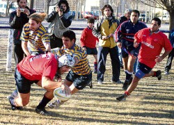 Roca llegó tres veces al try, por eso no pudo sumar bonus. Fue un cotejo cerrado el que se dio en Stefenelli.