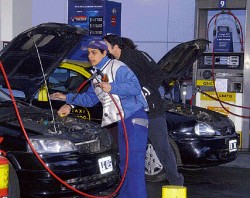 Los taxis de Buenos Aires pudieron volver a cargar GNC y con ello se descomprimi una parte del conflicto generado por la crisis.