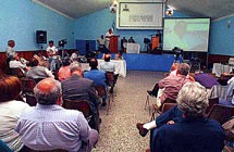 A fines del 2001, antes de que estallara la crisis social y poltica, se realiz en Cipolletti la primera audiencia por Edersa.