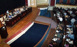 La Asamblea Constituyente de Bolivia sigue sin aprobar los artculos de la nueva Carta Magna.