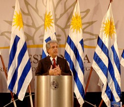 El presidente de Uruguay estar hoy en el acto de inaugura-cin del puerto de Botnia.