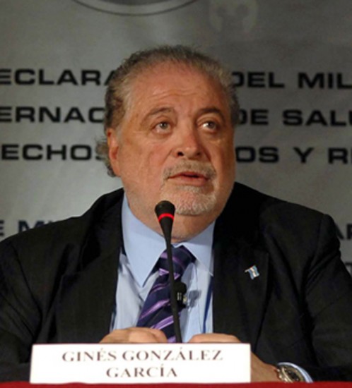 Gins Gonzlez, ministro de Salud.