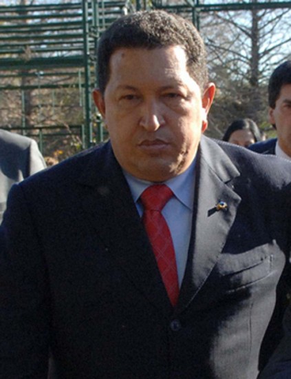 Chávez concentra más poderes. 
