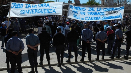 Los trabajadores movilizados reclamaron trabajo y esta vez no se registraron incidentes.