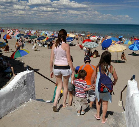 En cada bajada a la playa tambin hubo movimiento de tierras.