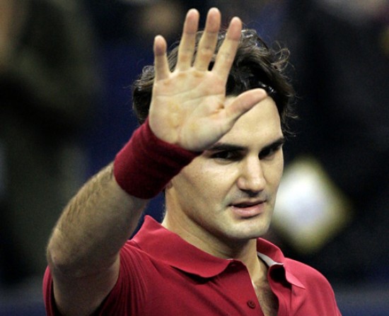 Federer tena que ganar para no quedar afuera y cumpli frente a Davydenko.