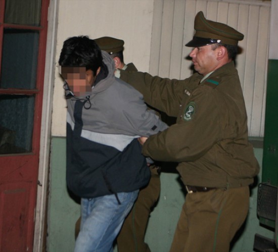 Jonathan está preso desde octubre en Chile. Por primera vez la Justicia neuquina aprueba la extradición de un menor.