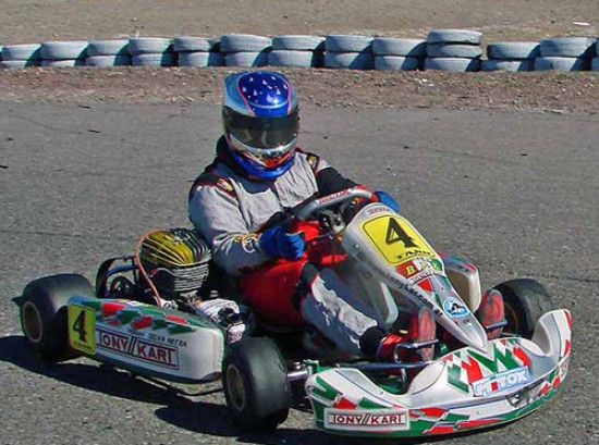 Alejandro Macchia estuvo intratable en la penltima fecha del Pro Kart.