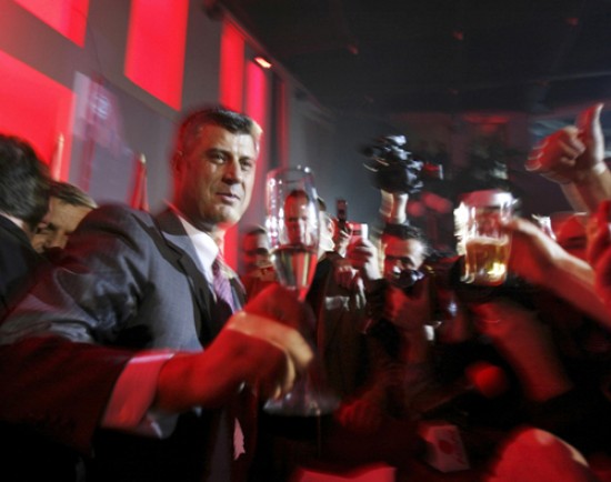  Thaci, ganador de los comicios parlamentarios, insiste en separarse de Serbia. 