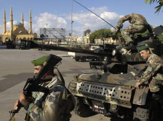  Los militares libaneses patrullarán las calles, tras el fracaso de las negociaciones para designar un nuevo presidente. 
