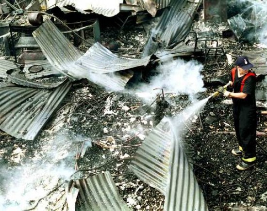 El 30 de octubre de 2001 un incendio destruyó las instalaciones y la clínica no tuvo cobertura. 