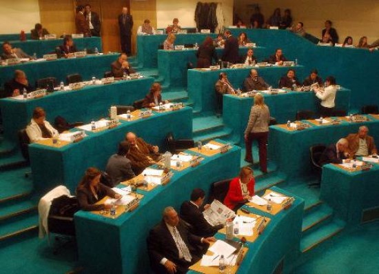 Los legisladores están convocados para las 8 y se prevé que los debates se extiendan hasta la tarde.