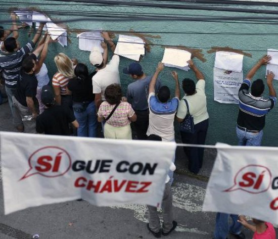 Chávez no había pronunciado palabra. Los venezolanos votaron en una jornada que estuvo marcada por la tranquilidad.