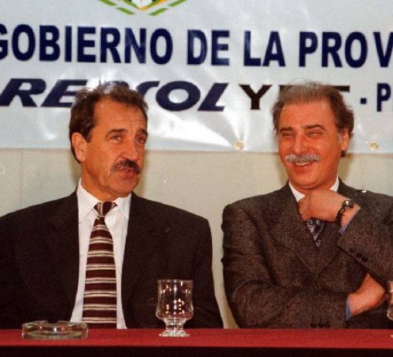 Patritti con Sobisch, en agosto del 2000, cuando se negociaba la extensin de la concesin del yacimiento de gas.