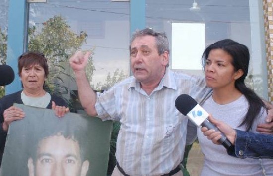 Los familiares de Javier Galar no ahorraron críticas hacia la magistrada y lamentaron no poder recurrir la sentencia.