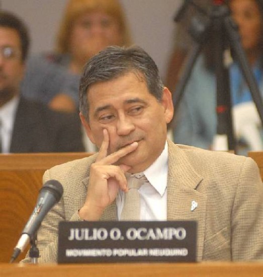 Julio Ocampo es el jefe del bloque del MPN, el partido que tiene más concejales.