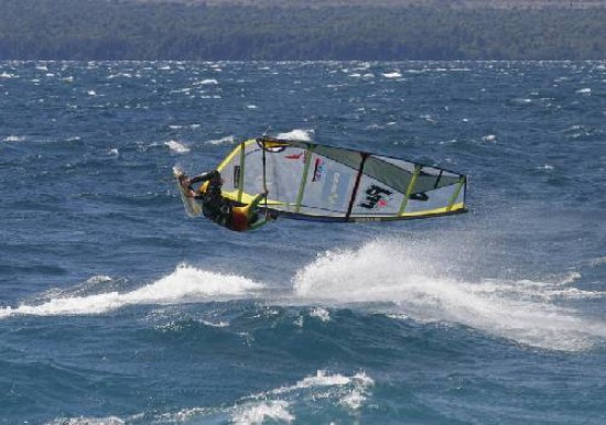 El windsurf volverá a acaparar la atención de barilochenses y turistas en el certamen internacional.