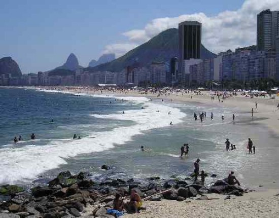 Adems de turistas, petrleo y gas. Brasil tiene puestas sus esperanzas en la exploracin de sus reas martimas. 