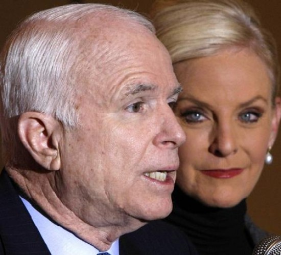  El senador McCain asegur que la muchacha era una amiga. 