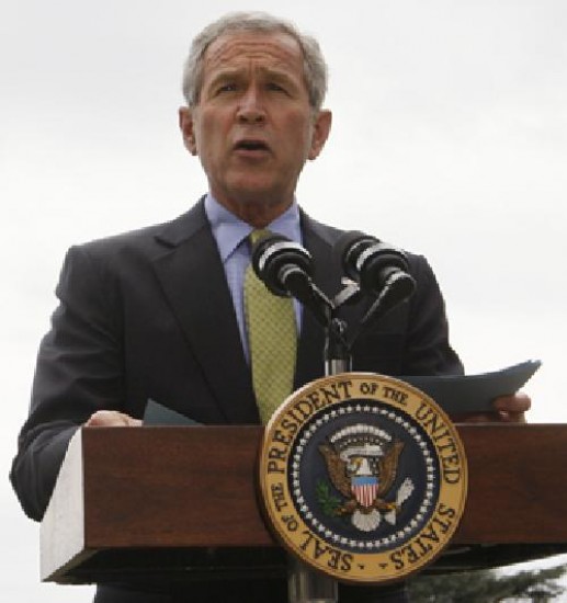 Bush defendi a su aliado regional. 