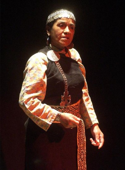 La cantora mapuche de Roca, con chances para el prestigioso premio Carlos Gardel.
