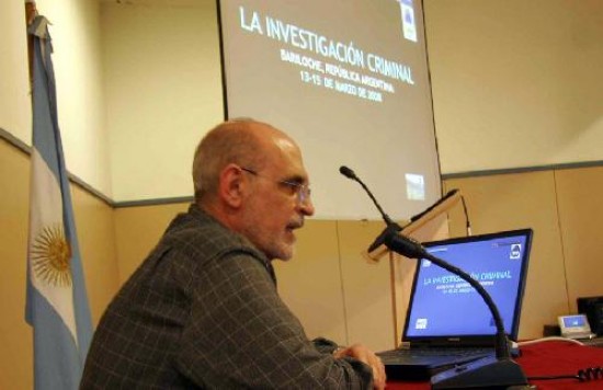 Fernando Verdú Pascual fue uno de los disertan-tes en Las jornadas que terminan el sábado.