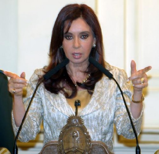 Los problemas internos obligaron a Cristina Fernández a desistir.