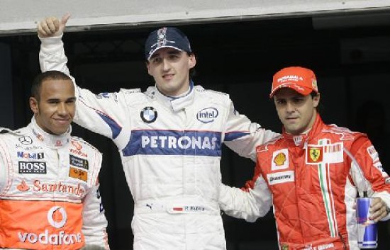 Robert Kubica desconcert a los favoritos del GP de Bahrein al lograr la primera 