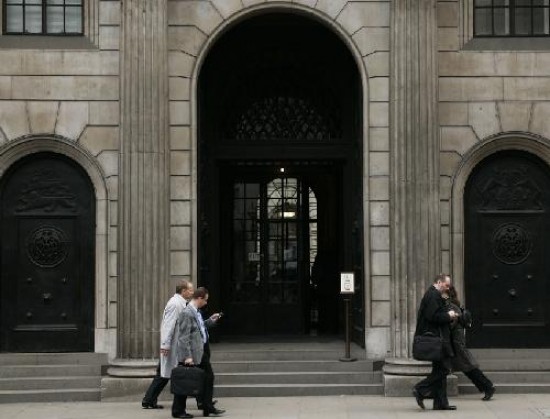 El banco de Inglaterra sali a rescatar las hipotecas por el creciente malestar de los consumidores.