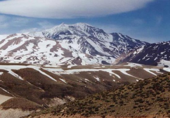 En esta época en el cerro se registran temperatu- ras de hasta 30 grados bajo cero.